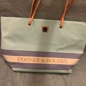 Dooney & Burke Addison tote large
